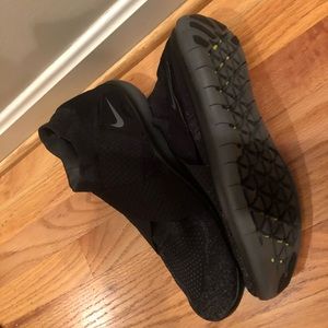 Nike Flyknit free run motion 2017